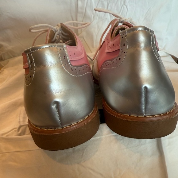 Pink, White & Silver Oxford Brogues – Size 43-Perfect W/ a Poodle Skirt! - Picture 8 of 10